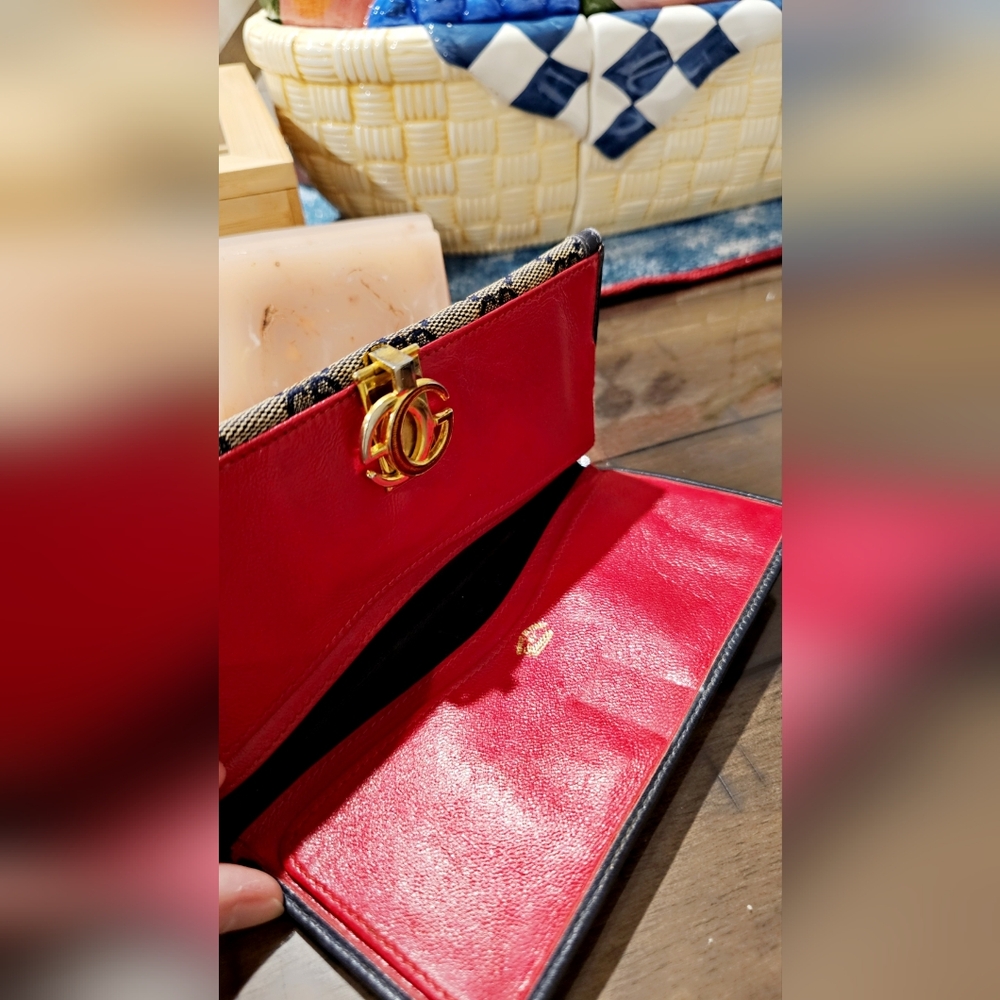 Authentic Gucci Monogram Vintage Wallet , GG Supreme Canvas - Picture 9 of 9